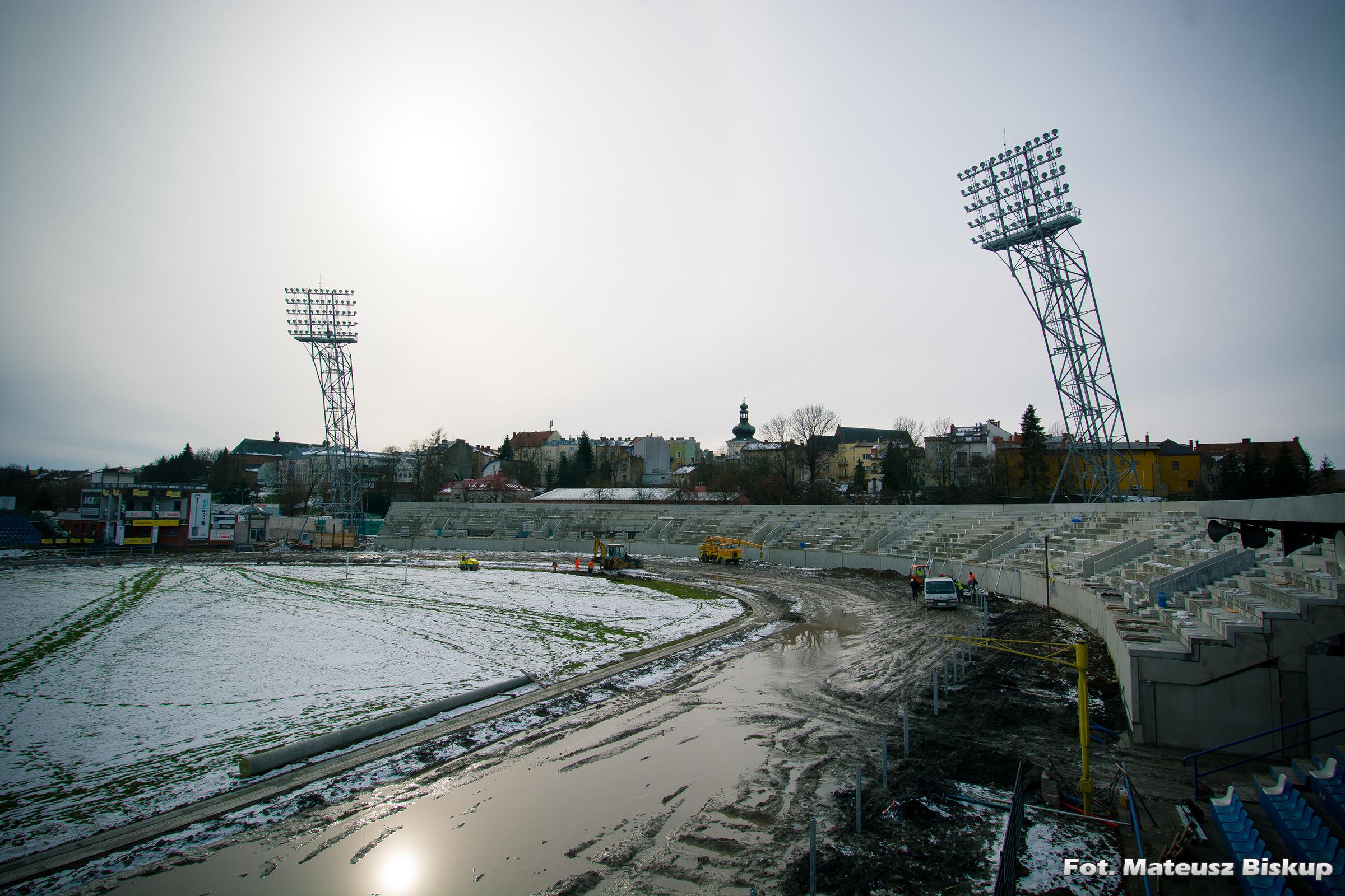 Zimowy stadion w Krośnie (03.02.22)